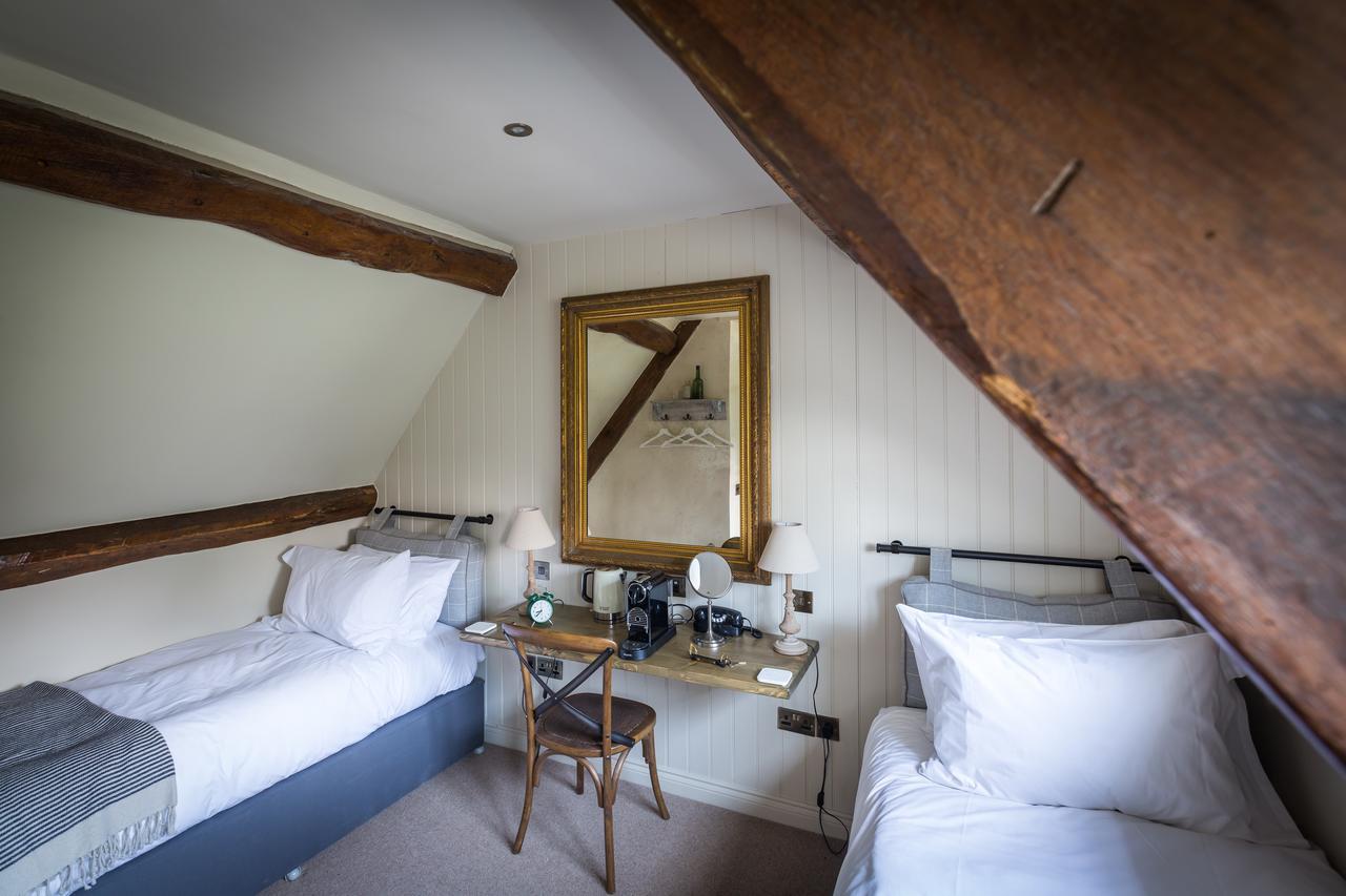 The Frogmill Hotel Shipton  Luaran gambar