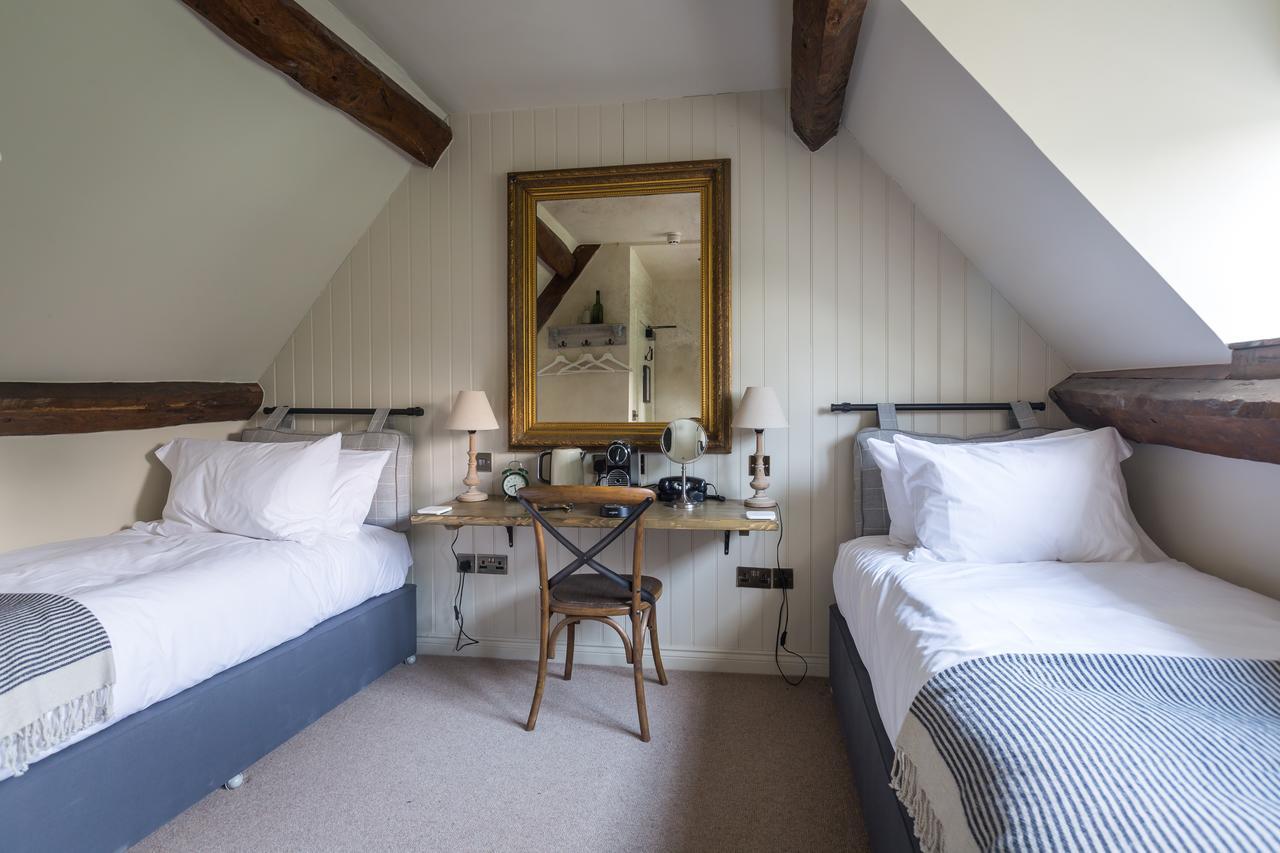 The Frogmill Hotel Shipton  Luaran gambar